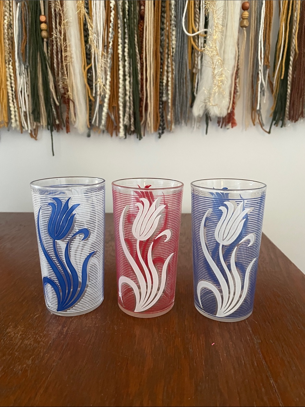 Hazel atlas glass set of 3 drinking glasses red & blue